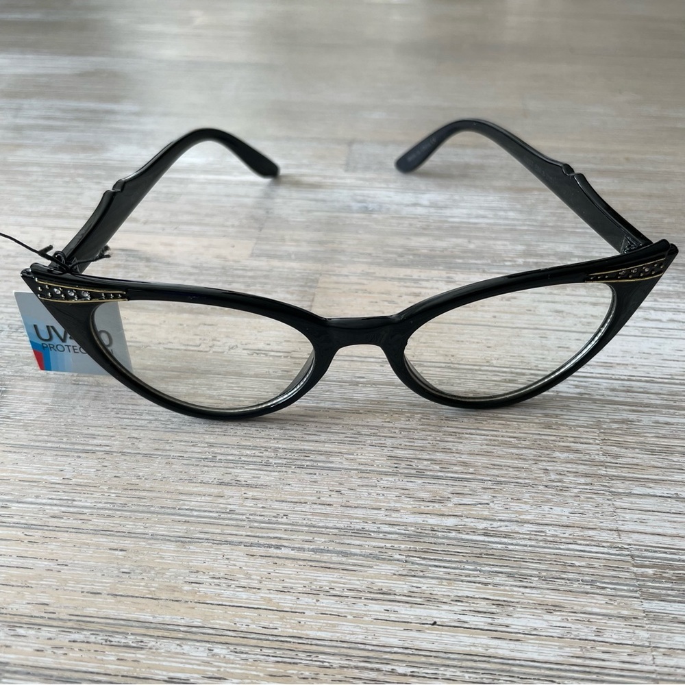 NEW Retro Cat Eye Glasses in Black - Costume, Cosplay, Prescription